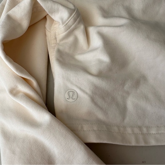 Like New Lululemon Oversized Cropped Crew French Terry Pullover In Cream - Picture 6 of 6